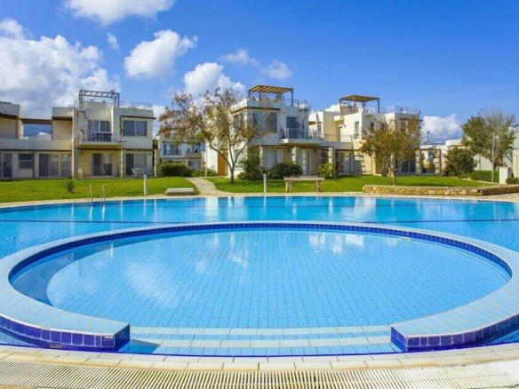 Fully furnished 2-bedroom townhouse apartment with rooftop terrace in Turtle Bay Esentepe North Cyprus