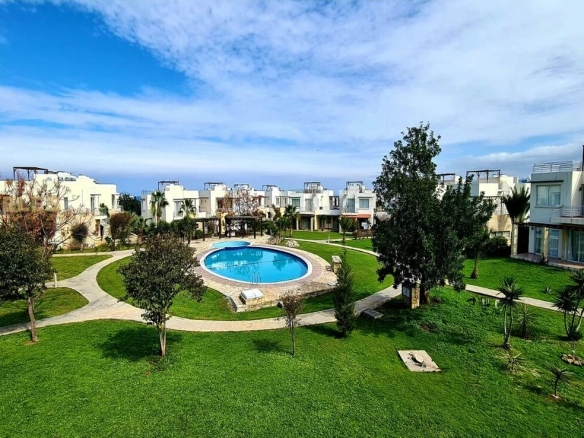 Fully furnished 2-bedroom townhouse apartment with rooftop terrace in Turtle Bay Esentepe North Cyprus