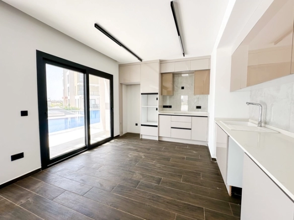 3+1 ground floor apartment in Ötüken near Long Beach Iskele