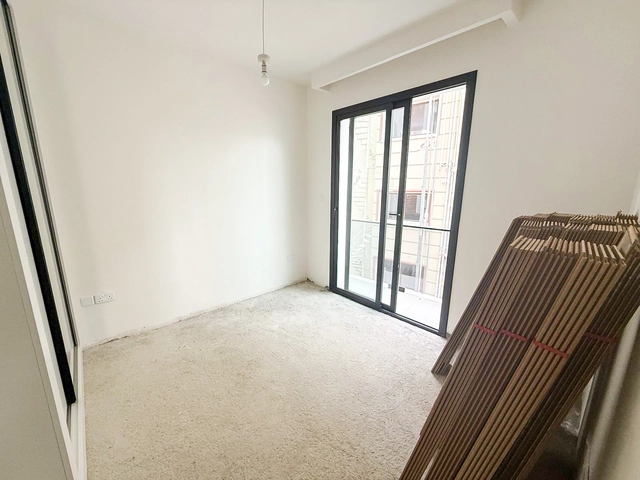 Kyrenia city center apartment (3) Two-bedroom apartment for sale in Kyrenia city centre
