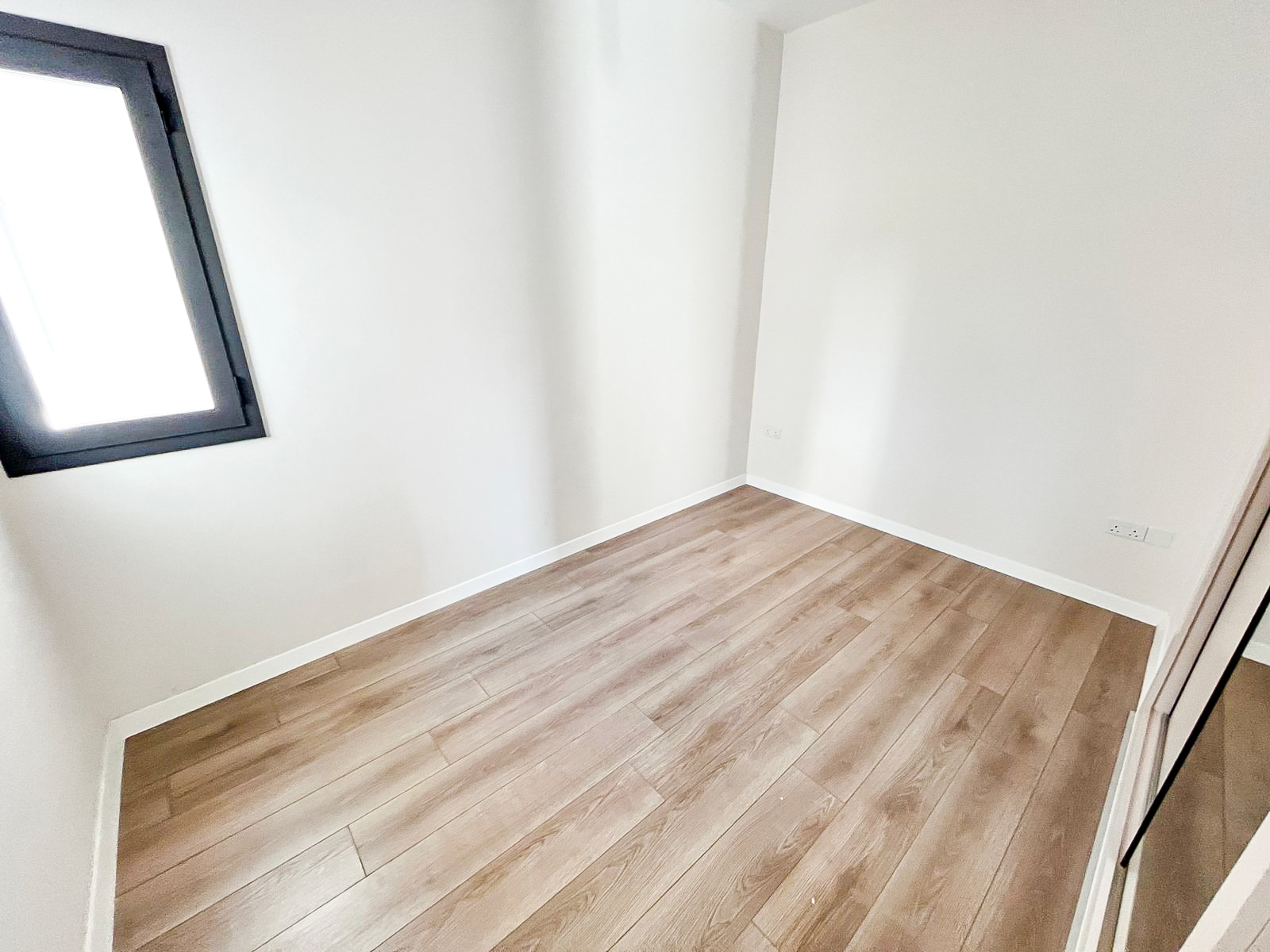 Vista Life (11) Three-bedroom apartment with private roof terrace in Çatalköy, Kyrenia