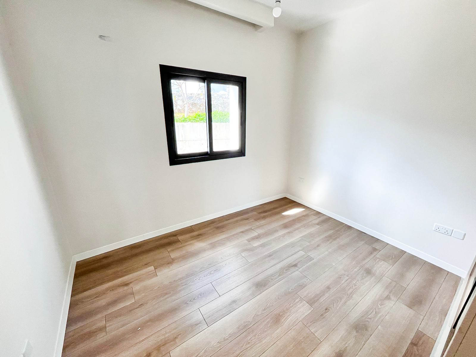 Vista Life (12) Three-bedroom apartment with private roof terrace in Çatalköy, Kyrenia