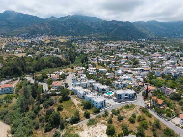Three-bedroom apartment with private roof terrace in Çatalköy, Kyrenia