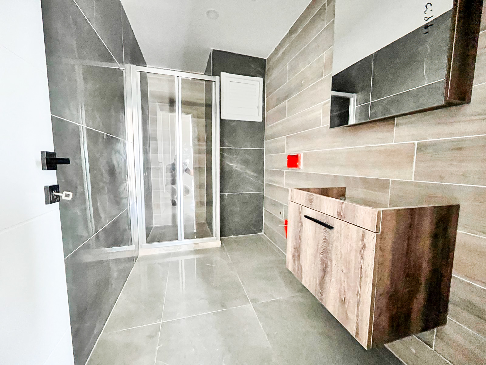 Vista Life (7) Three-bedroom apartment with private roof terrace in Çatalköy, Kyrenia