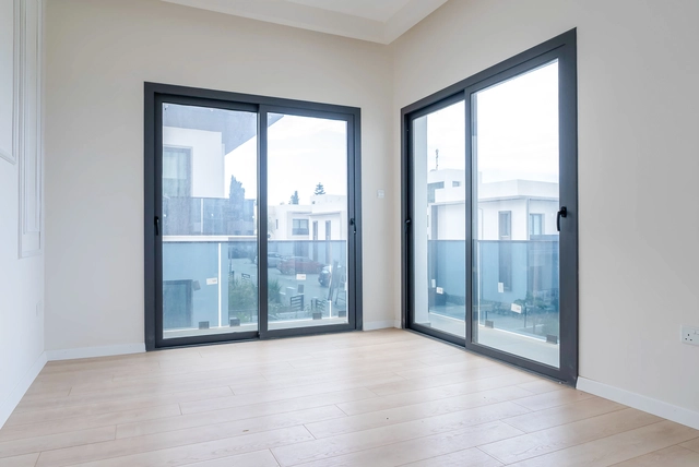 e2-1 (15).jpg15 Three-bedroom semi-detached duplex villa with communal pool in Alsancak Yeşiltepe, Kyrenia, North Cyprus.